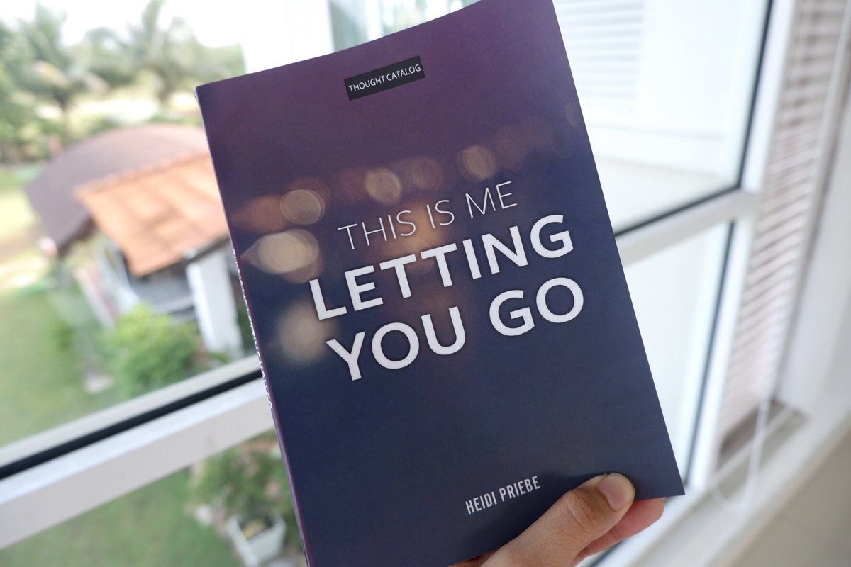 MaisarahMahmud's tweet photo. Hari tu i ada baca satu ayat dekat Twitter yg pasal - 

'You never meet the right people at the wrong time because the right people are timeless'

I dapat dah buku ni. Boleh cari dekat bookdepository or bookurve alright :) https://t.co/I6bc6UwAXu