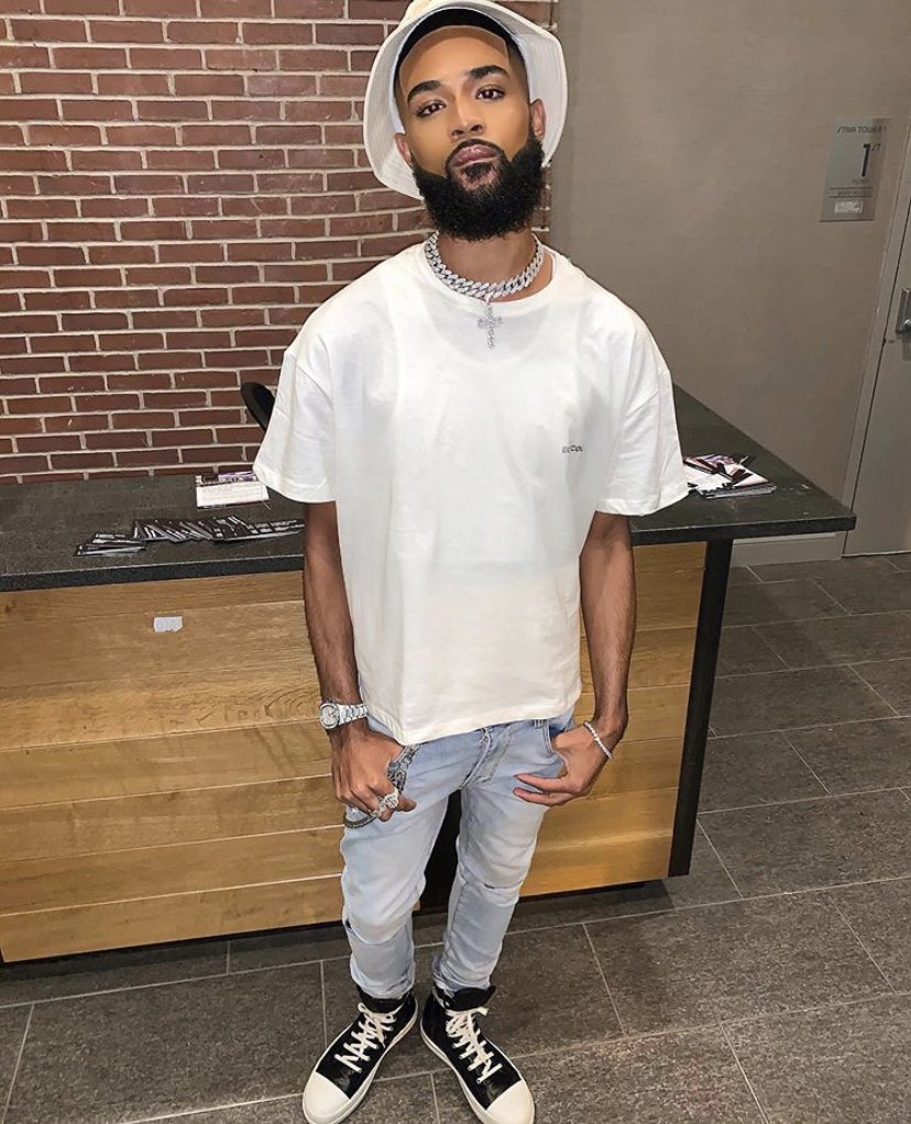 kinqfitz's tweet photo. 🥛🤍 https://t.co/XS2j7pTw54