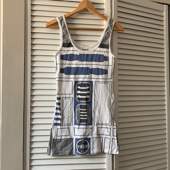 KatEyeImaging's tweet photo. So good I had to share! Check out all the items I'm loving on @Poshmarkapp #poshmark #fashion #style #shopmycloset #starwars: https://t.co/4vdjcRbDAc https://t.co/AgA3zE0o0X