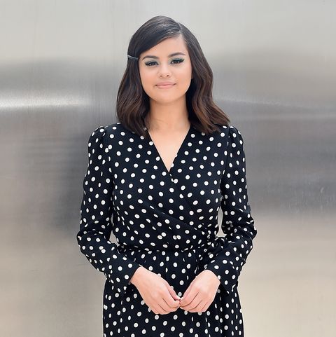 Let's start off with the beautiful Selena Gomez and spotted eagle ray (Aetobatus narinari) sporting a black-and-white motif. Spotted eagle rays are globally distributed throughout tropical and warm temperate waters!: Shutterstock