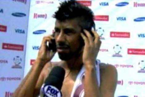 nocontextspfc_'s tweet photo. é gol do lanus, inacreditavel, o time argentino faz o terceiro gol! leo moura, foi gol do lanus! e o são paulo está eliminado https://t.co/3AwYGmSiZV