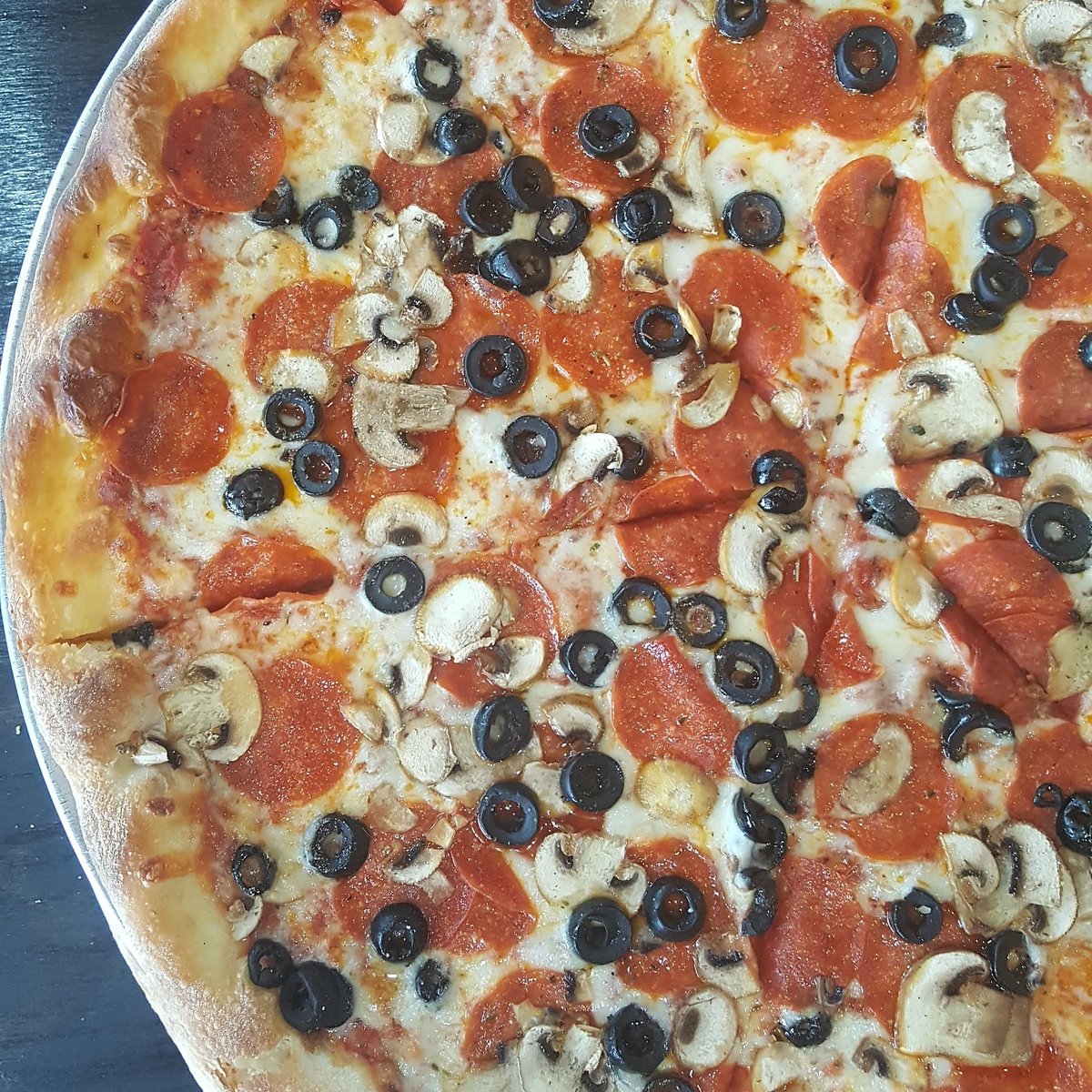 AtomicPizzaPDX's tweet photo. It's Wednesday, why not eat pizza for dinner.
#pdxpizza #atomicpizzapdx #AtomicPizza #supportlocal #supportsmallbusiness #pizza https://t.co/KXlWv0xEKA