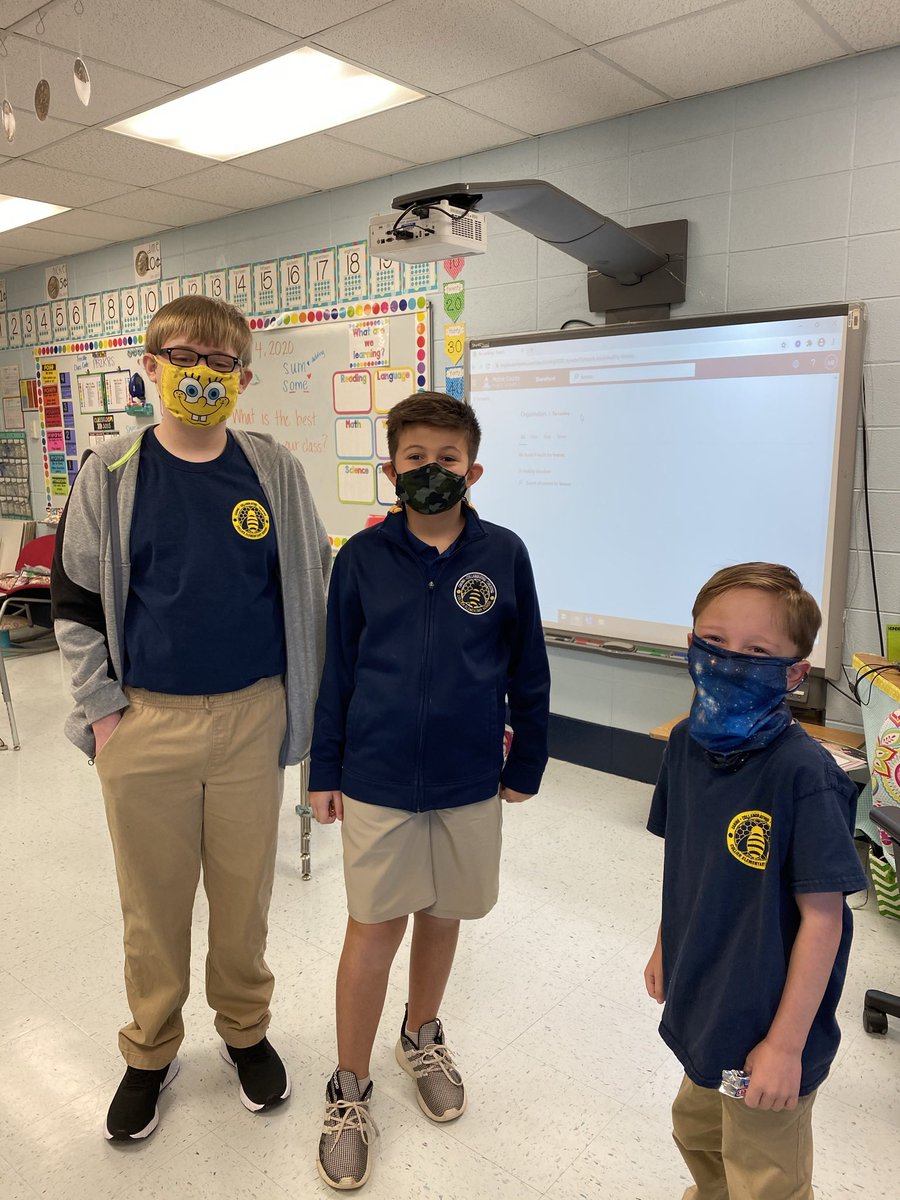 CartersBees's tweet photo. I want to say a big thank you to Timothy, Ian and Zac for helping  Mrs. Burns move chairs back into the gym this morning! Way to #BeeTheImpact 🐝 @CollierES https://t.co/SOLJidTvsY
