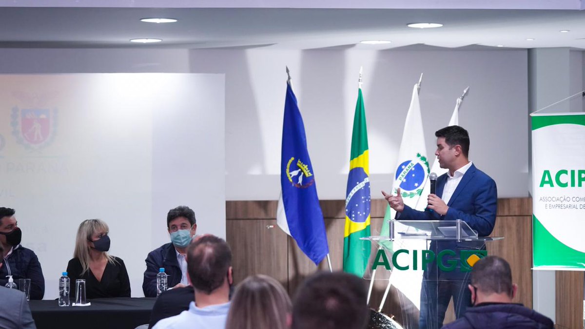 🗓📌 Agora noite estive em #PontaGrossa, me reuni na Associação comercial, industrial e empresarial de #PG para tratar sobre as ações do plano de #retomadaeconômica, o que está sendo traçado pelo #governopr!