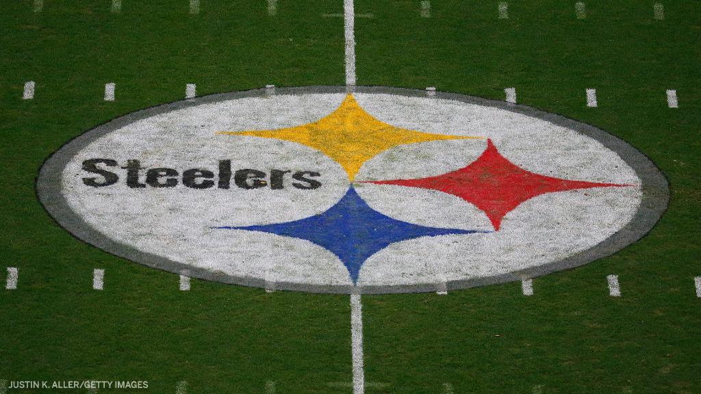 Two Pittsburgh Steelers players bought dinner for all the workers at the Allegheny County ballot-counting site Wednesday night, a team source confirmed to <a href="/bepryor/">Brooke Pryor</a>. es.pn/3634SfT