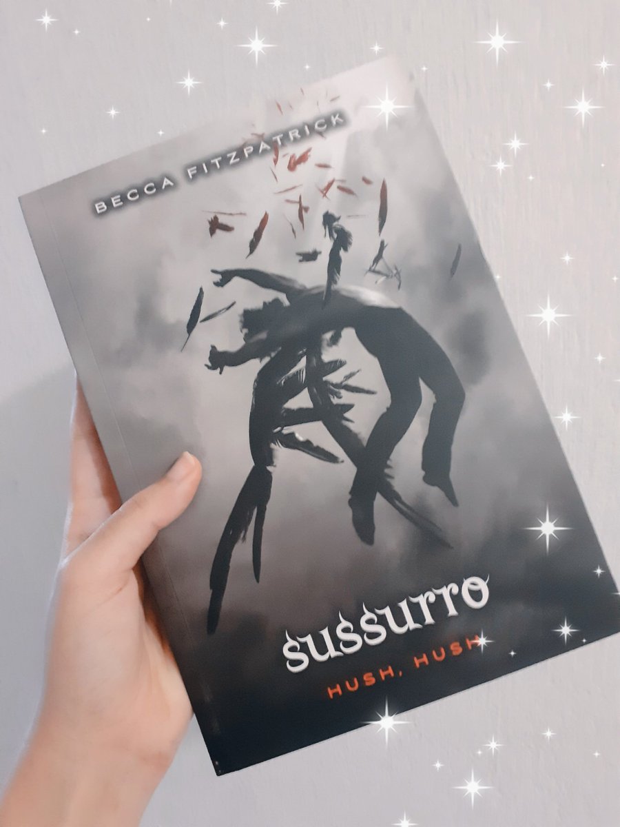 Marie_22M's tweet photo. Chegou o livro perfeito q ganhei no sorteio do @HushersBR ♡ Muito obrigada mesmo!! Eu sempre quis ler essa série e graças a vcs vou poder dar início ♡♡ https://t.co/ifFUcjNM2c
