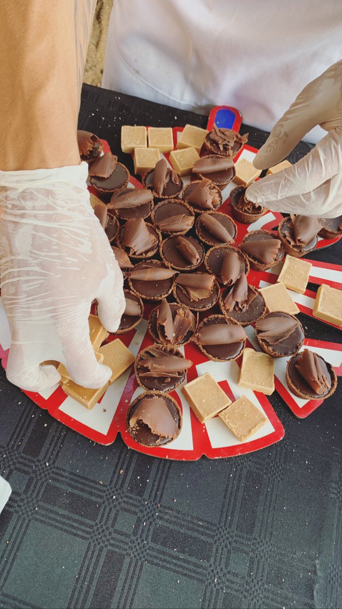 FreedomsKitchin's tweet photo. Wedding Sweets https://t.co/KvwpOJl1FL