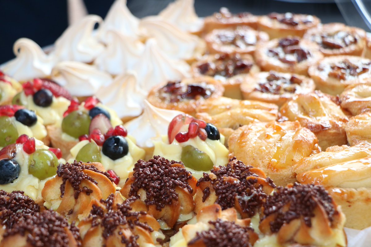FreedomsKitchin's tweet photo. Wedding Sweets https://t.co/KvwpOJl1FL