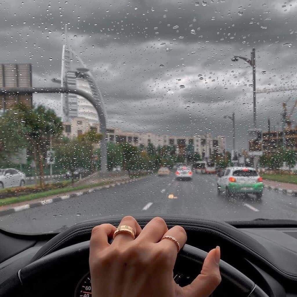 make11wish11's tweet photo. All I need right now is long drive in a rainy weather with some music on 🌧 https://t.co/A9RWXgaJ9n