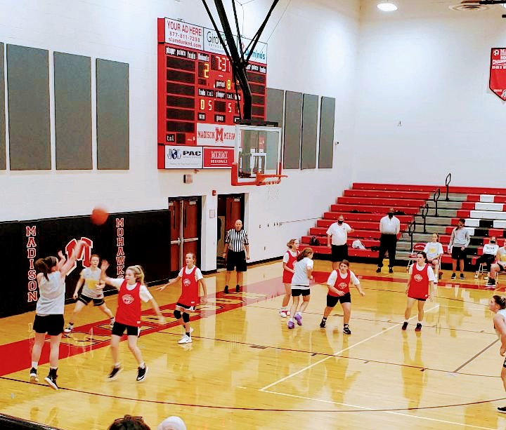 AlterGirlsBball's tweet photo. π It was great to be in the gym going against opponents for the first time since Feb. Thanks to @MadisonGBB for hosting us tonight. Good luck to the Mohawks and @TalawandaB this season! π #GoALK #KnightPride βοΈ https://t.co/BvAFoaCGf4