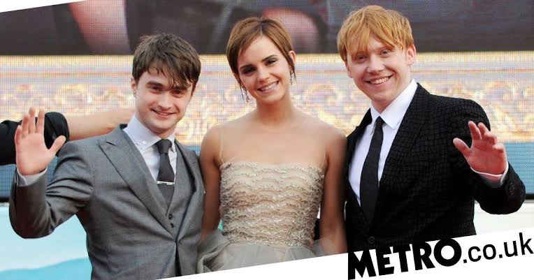 stefyxamara's tweet photo. #EmmaWatson #RupertGrint #DanielRadclife #HarryPotter
Tweet nostálgico del día.
Extraño este tipo de fotos del trío de oro ❤ https://t.co/Ut1CzMZIPS