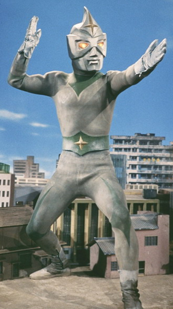 Anyways, alongside ROU, Tsuburaya would release several other tokusatsu shows in the early 70's such as Mirrorman, Jumborg Ace, Fireman and Triple Fighter. And at one point, all three of these shows were meant to be part of the Ultra continuity. This is the Galactic Federation!