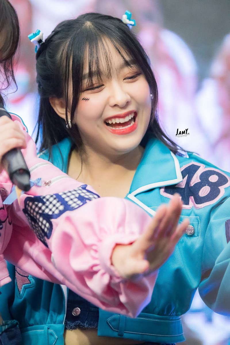 48Jamy's tweet photo. 😝😊

#MewnichBNK48 #BNK48 #Jamy48 #SamePsK https://t.co/pISPMQ2u3d