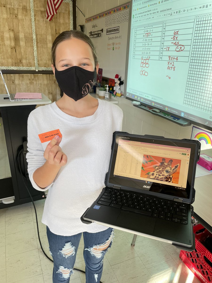 mathismythANG's tweet image. Is it a duck?
Is it a sloth?
Is it a cornucopia?
It’s a giraffe! 🦒 

Combining like terms with Pixel Art! 🎨