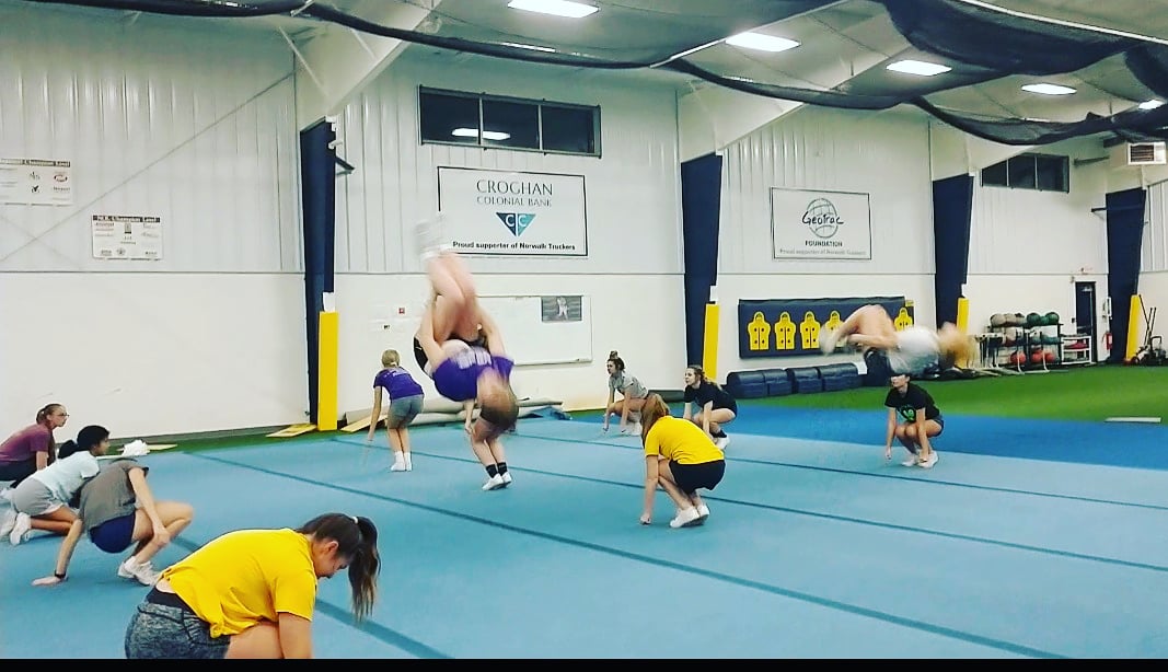 TruckerCheer's tweet photo. #sneakpeek 👀#truckercheer #compsquad #noexcuses 💛💙 https://t.co/i4wnjeaE4A
