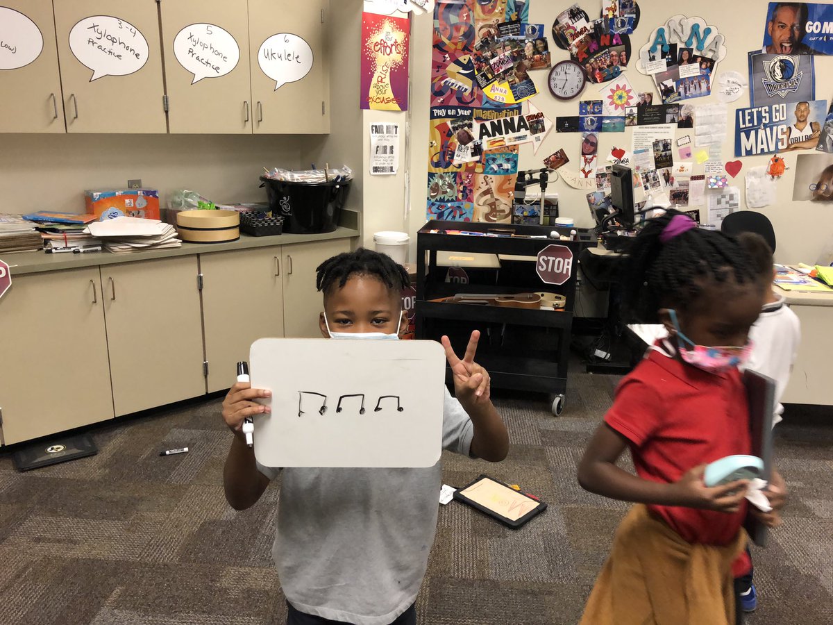 annaluehoffman's tweet photo. 1st grade had fun writing and counting rhythms today! @CISDWalker https://t.co/5GdrQmbS2O