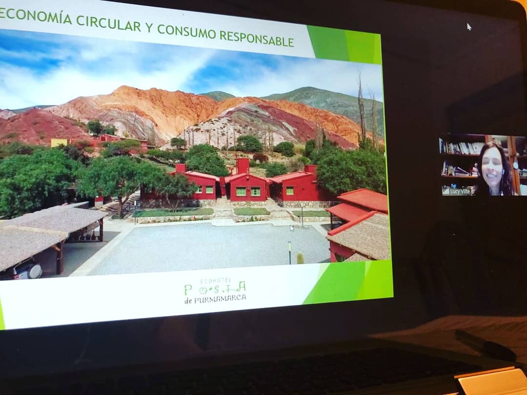 rotaryclubcba's tweet photo. Este miércoles 4 de noviembre la oradora de la reunión semanal fue la Sra. Lucy Vilte quien se referiró al tema "Economía Circular y Nuevos Consumidores". Muy interesante la charla, muchas gracias por acompañarnos!! 💙🤗
.
#Rotary #Cordoba #distrito4851 #reunion #economia https://t.co/sPhpWjTBlR