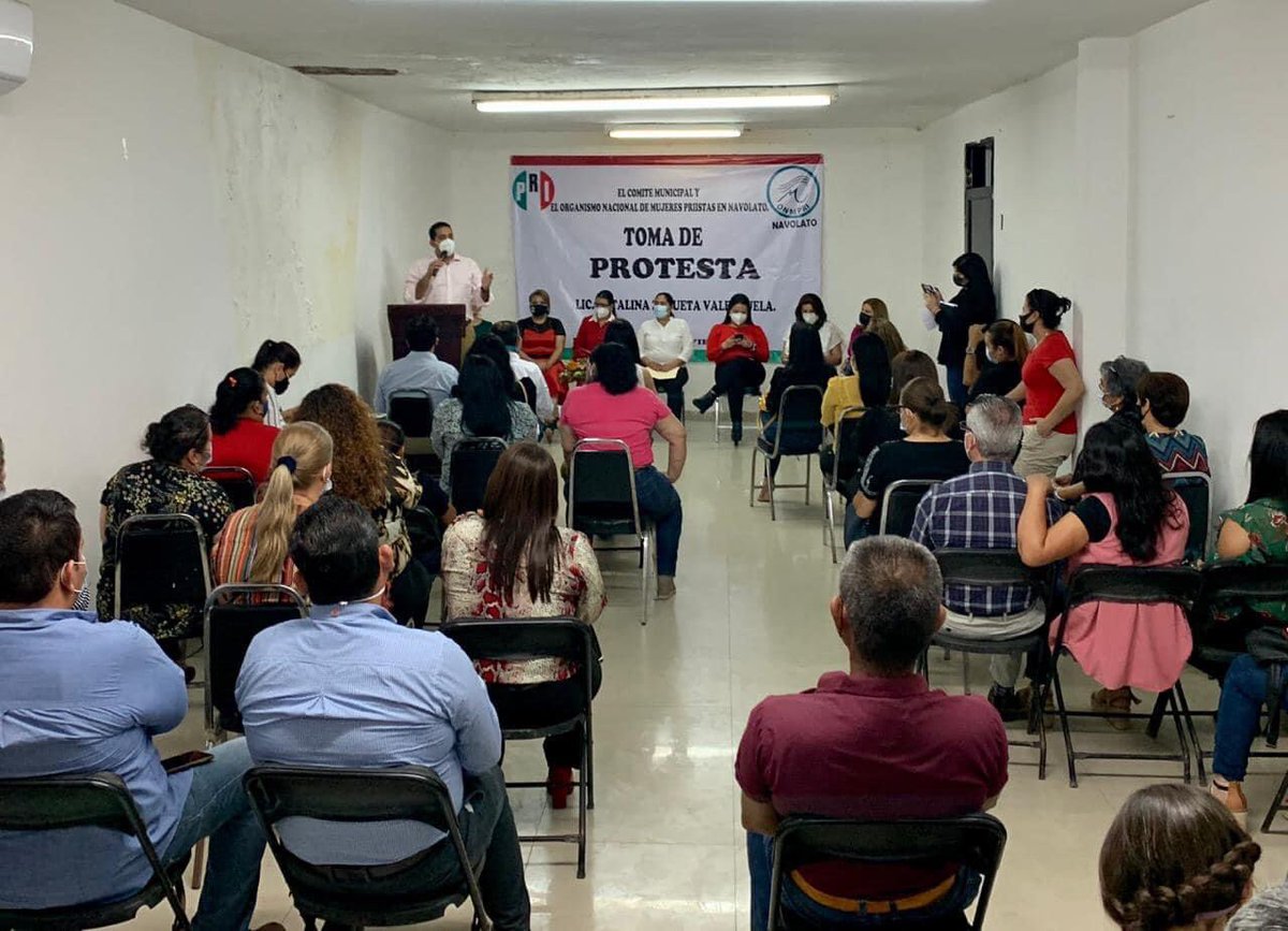 CinthiaVL's tweet photo. Forjada desde la estructura territorial del Partido, Caty Zazueta asume la dirigencia municipal del #ONMPRI en Navolato. Convencidos del gran trabajo que habrás de realizar con nuestra amiga @dianaarmentaa04. ¡Bienvenida! #PRISinaloa @ChuyValdesP https://t.co/dTazw01lI9