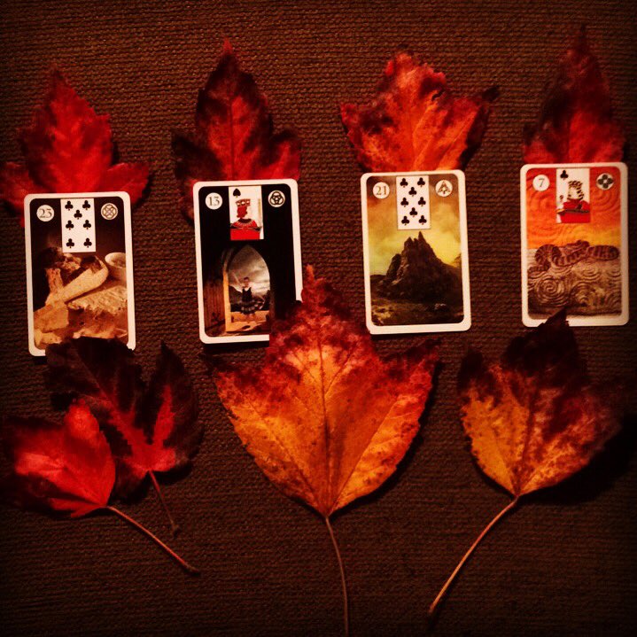 gaeliclenormand's tweet photo. #thegaeliclenormand #gaeliclenormand #lenormandgaelic #lenormand #lenormandoracle #lenormanddeck #lenormandcards https://t.co/N7pSXV3cHD