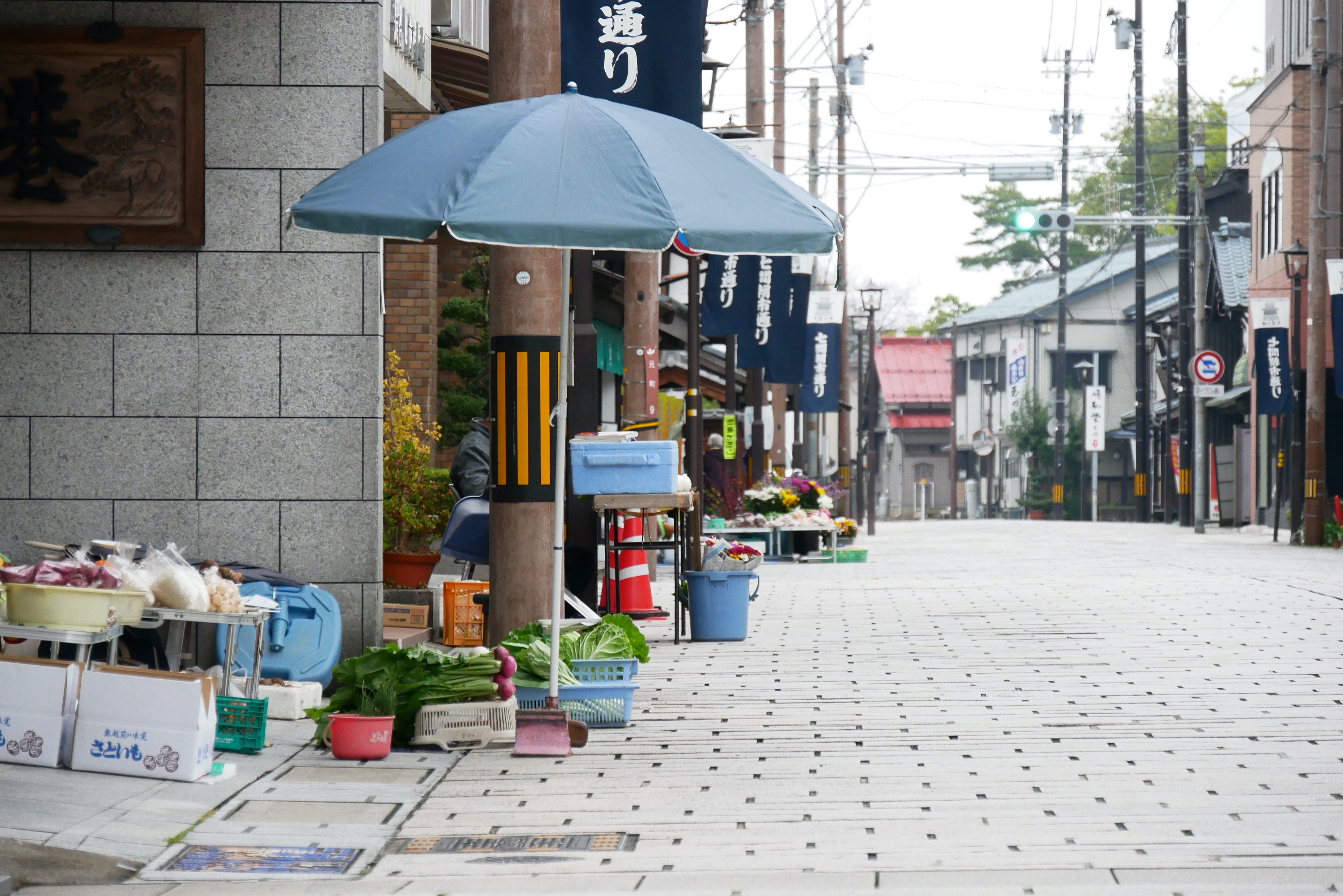 長谷川陽一 はせぽん 故郷朝散歩ネタ 七間朝市 はせ散歩 朝散歩 越前大野 七間朝市 T Co 7zaryh15ne Twitter