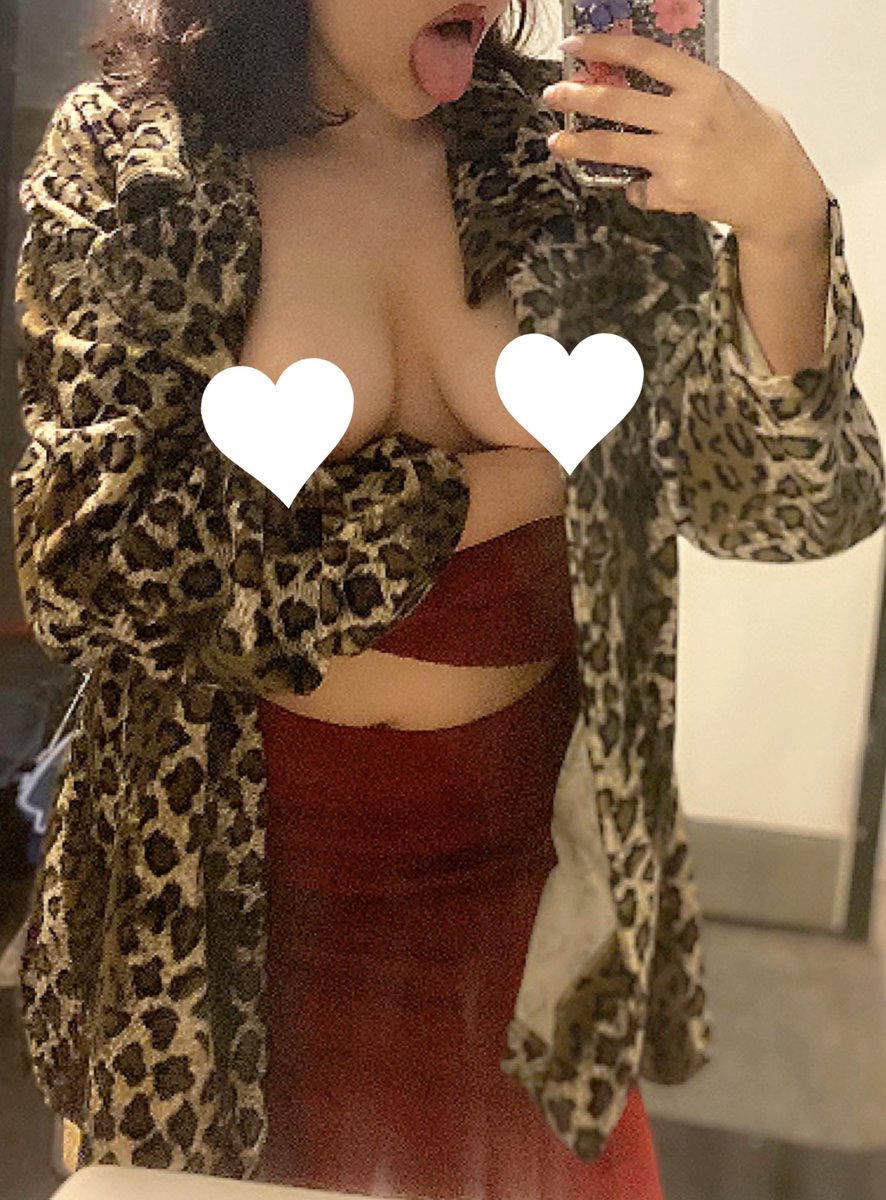 PoutyPrincess97's tweet photo. cum see more on my OF 😌💋✨

mini sexy car photoshoot + sum sneaky bathroom pix hehe don’t let me have all the fun alone!! 🥂💞

🥰❤️ JOIN ME ❤️🥰

😜 link in bio papi 😜 https://t.co/wz8lOiqzZc