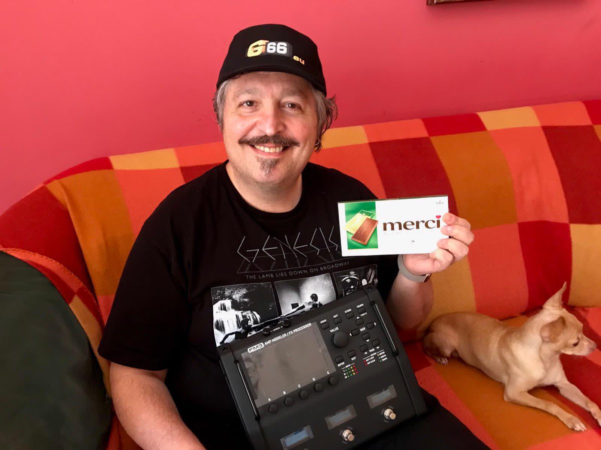 GiulioDiFiore's tweet photo. It just got here! The dog is not a gift from Fractal...😂 #fractalaudio #g66eu #fm3 #guitargear https://t.co/NOv0nYoDAN