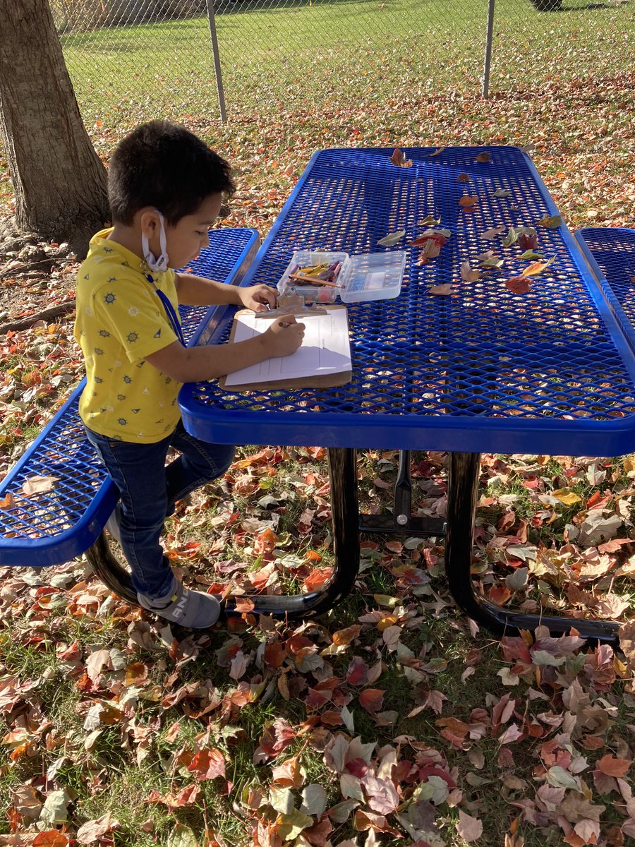 Kinderwright's tweet photo. It was a PERFECT day to use our new outside classroom!! Students loved doing their writing in the sunshine. Thanks again @preschoolstars for making it possible! #mckinleykinder https://t.co/sMXPORuui3