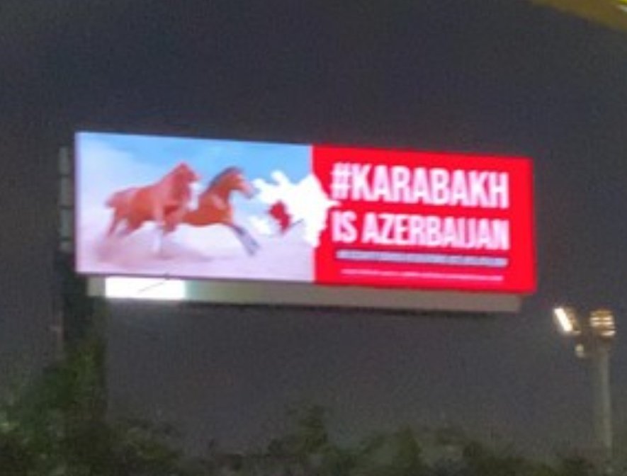 IsKarabakh's tweet photo. ABŞ-ın ermənilərin sıx yaşadığı yerlərində “Qarabağ Azərbaycandır” lövhələri quraşdırılıb🇦🇿‼️

#StopArmenianAggression  #StopArmenianOccupation   #KarabakhisAzerbaijan

Bizi telegramda izləyin: https://t.co/8F76fSm6Qh https://t.co/UkXkjWyXcg