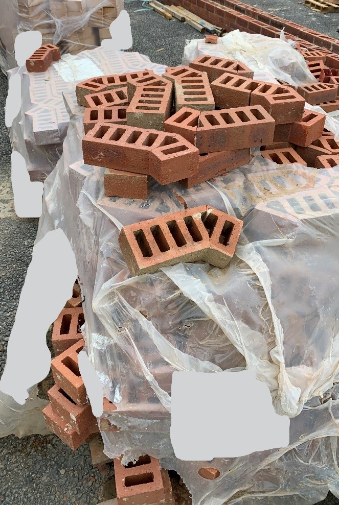 H_S_E's tweet image. A good example of detailed project planning. Factory cut and joined angled bricks for bay windows reduce dust on site. Find out more about how to control dust here: ow.ly/Y92S50CbcH2 #WorkRight #Dustbuster