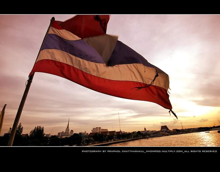 Kitkhat4's tweet photo. #ด้วยความภาคภูมิใจในเอกราช
#5พยเรารักในหลวง https://t.co/Bu5XYo5XWn