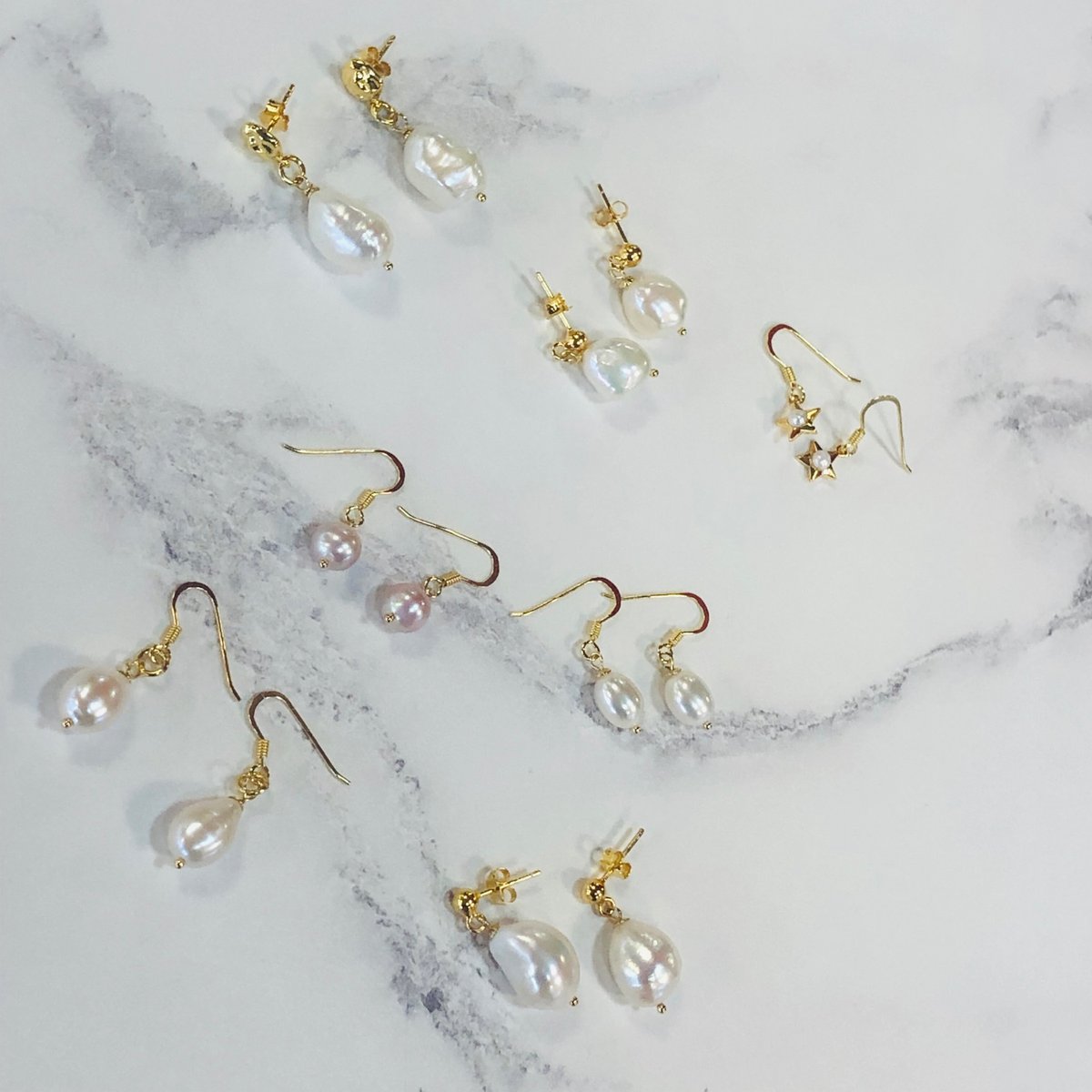 WhimsyandFrip's tweet photo. Check out my new range of pearl earrings - link in the bio :)
.
.
.
#affordablejewellery #jewelrytrends #etsyjewelleryuk #etsygiftideas #etsyoninstagram #instajewelery #etsyjewellery #igjewelry #jewelryjunkie #etsyjewelleryshop #indiejewelry #jewelryaddiction #whimsyandfrip https://t.co/DUxuWHijyt