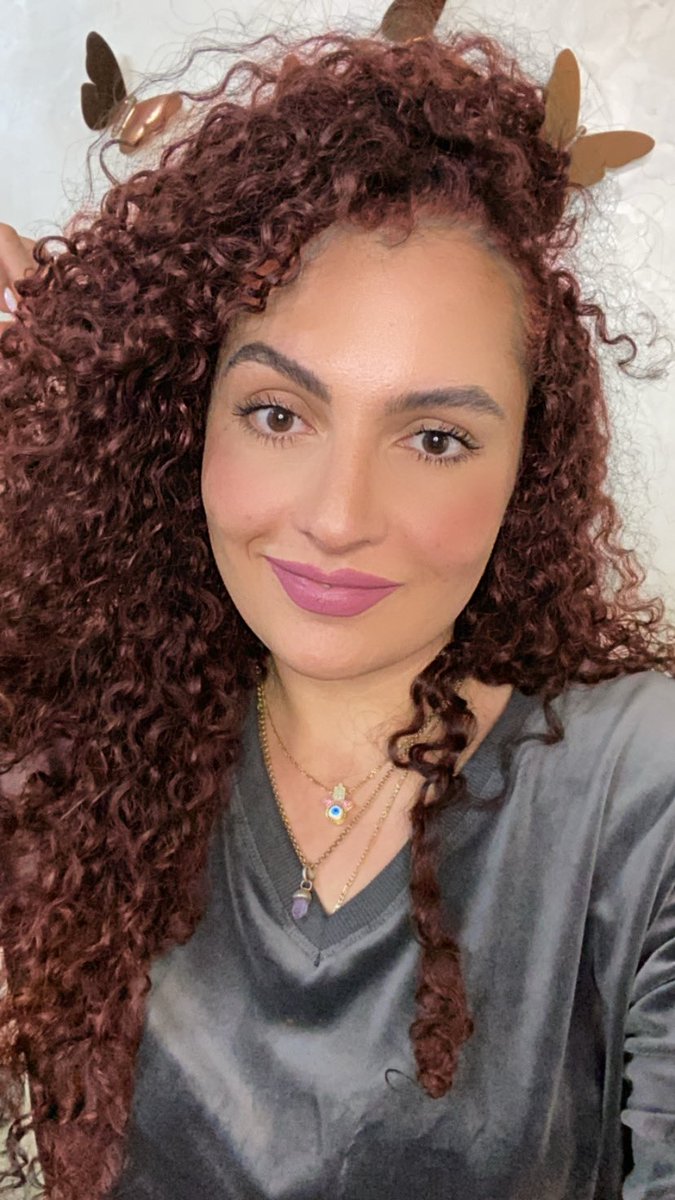 MemeYamel on Twitter: "AMO mi color de cabello, pero siempre me ha dado