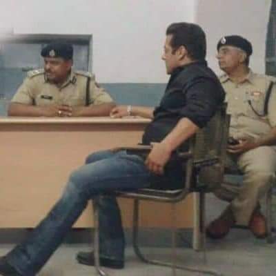 Salman Khan, the accused murderer ramming three innocents while driving.

Mumbai police r simply pet dogs before khan gang...

Khan sitting like boss of Mumbai IPSs.
Bcos he is not #....
#ArnabWeAreWithYou
#IStandWithArnab
#Mumbaipolice_badmash_hai
#UdhavThackerayResign
#IAmArnab