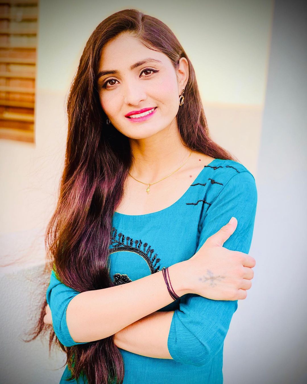 King of biography on X: King of biography: GEETA RABARI BIOGRAPHY AGE  HEIGHT ADDRESS AND WIKI t.co8F3aVdkfuq #geetaRabari  #geetarabaribiography #geetarabarifamily #geetarabariwiki #gujarati  #gamansanthal #vijaysuvada #kirtidangathavi https ...