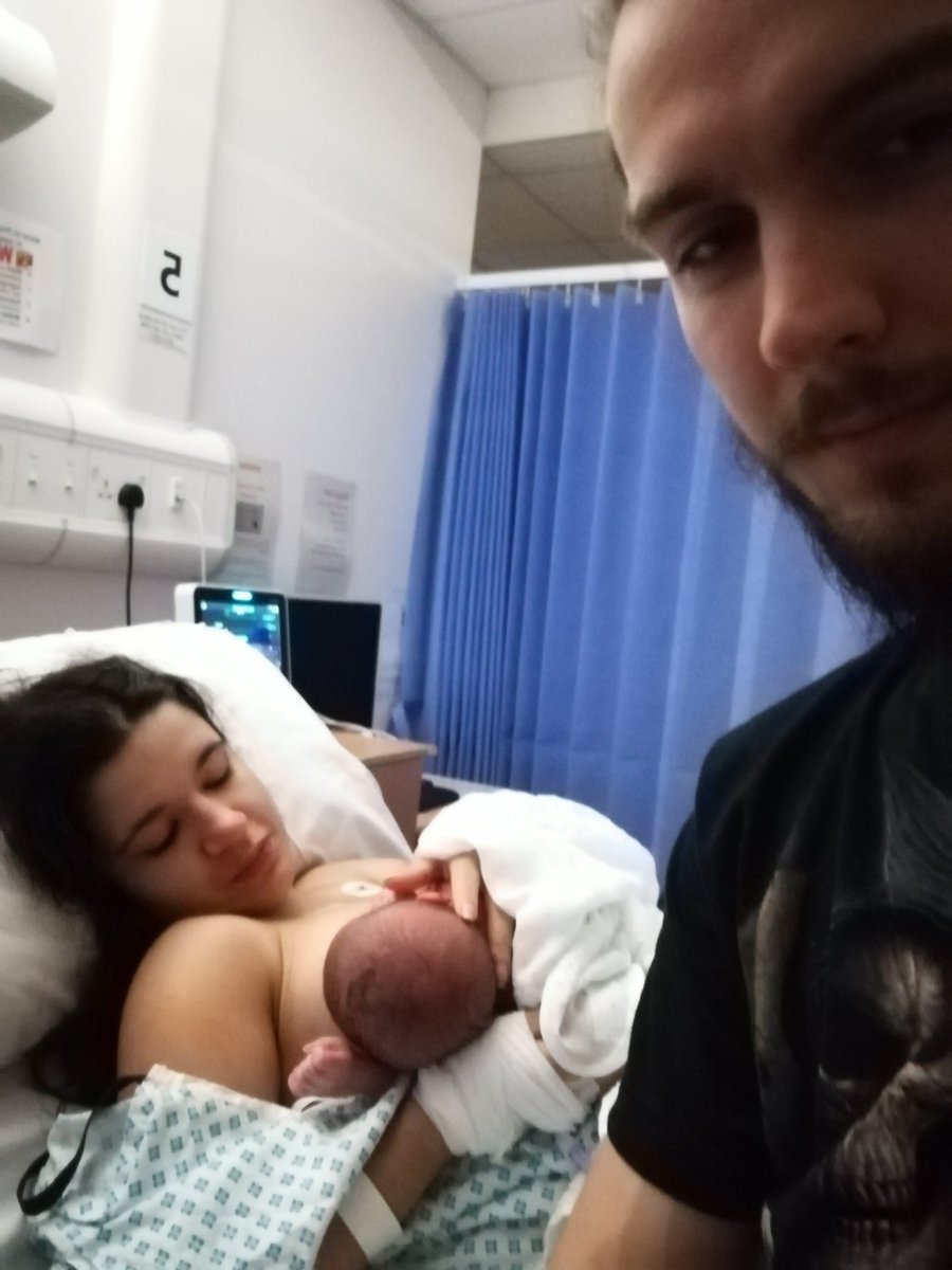 bugzyTV's tweet image. Diego is finally here at 42weeks, im so proud of my wife @__Venuss handling the pain sooo well. Welcome home Diego ❤️
