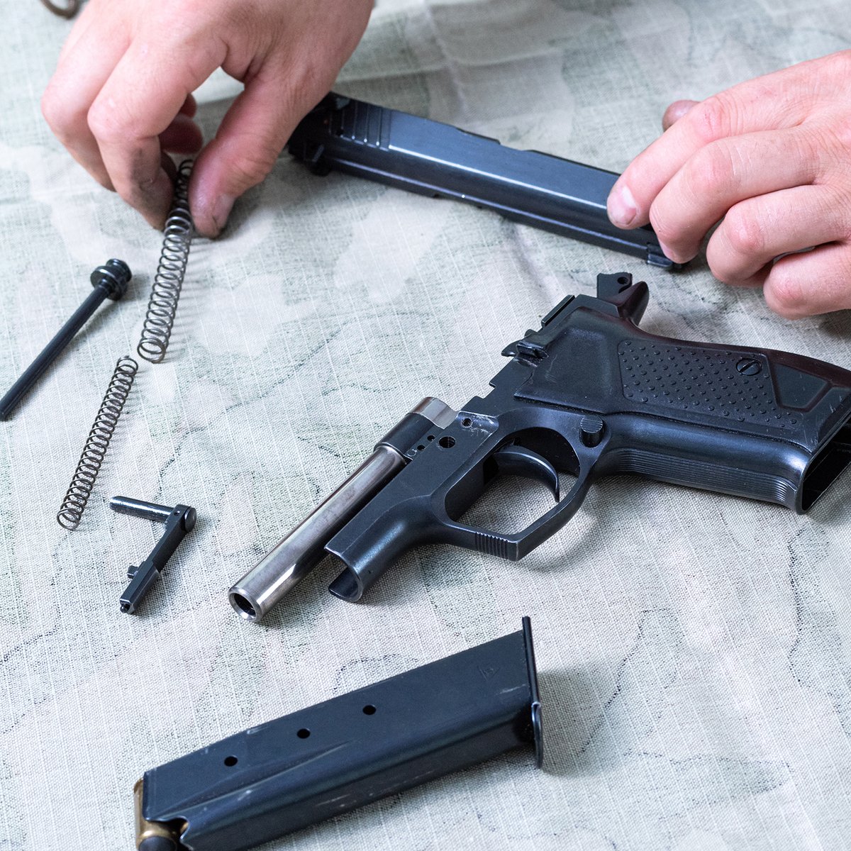 customgunsaus's tweet photo. 💥 QUALITY CRAFTSMANSHIP 💥 

Our expert gunsmiths are committed to producing high quality firearms and accessories that you can depend on. #RELIABLE https://t.co/CAMlUO9f8S