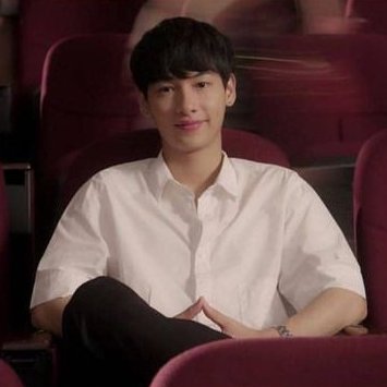 hourlyatthaphan's tweet photo. #ทฤษฎีจีบเธอ2ปีแล้วแอ๊วๆๆๆ #กันอรรถพันธ์น่ารักกว่าที่คิด #ออฟกัน https://t.co/tkHRx27Z6Z