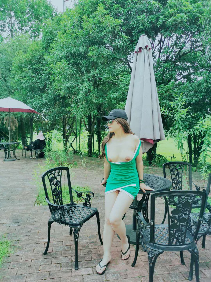 lisaWIFE3's tweet photo. 清凉的夏天 https://t.co/BJpxEHO2NC