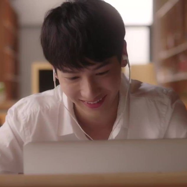 hourlyatthaphan's tweet photo. #ทฤษฎีจีบเธอ2ปีแล้วแอ๊วๆๆๆ #กันอรรถพันธ์น่ารักกว่าที่คิด #ออฟกัน https://t.co/2SBX2zei0S