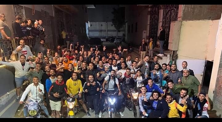 Pegasus071's tweet photo. ورا الزمالك عايشن وهو حايتنا⚽️❤️💪

هما دول الزرازير👻⚽️ https://t.co/oRwXfYpBQG