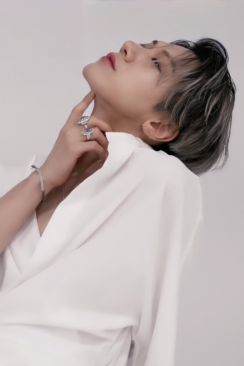 TENLOOKS's tweet photo. https://t.co/5Ss6or93f8