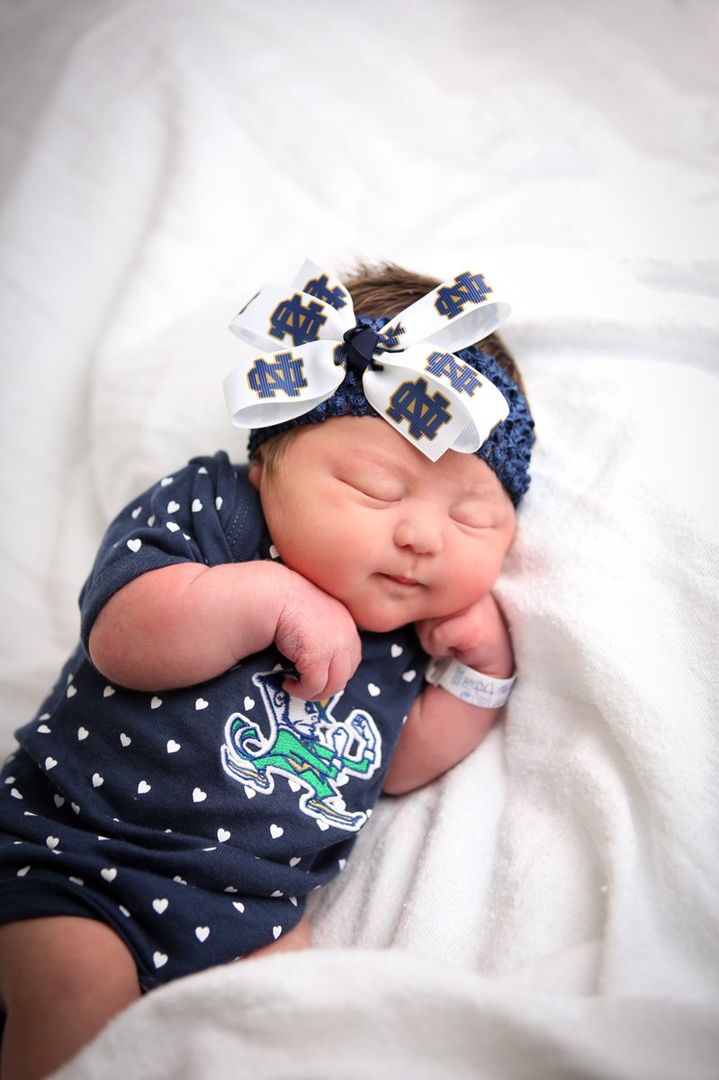 emmarie11's tweet photo. Newborn ND Fan! 🏈☘️ #NDRollCall #BeatClemson @NDFootball @NDonNBC @FightingIrish @NDFootballPR https://t.co/zcDZoQ1j7x