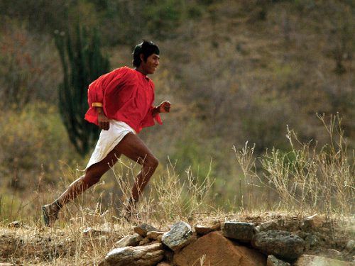 ¿Ya viste este cortometraje sobre la vida de Lorena Ramírez, la corredora rarámuri que gana maratones en sandalias? buff.ly/2L5VBtk