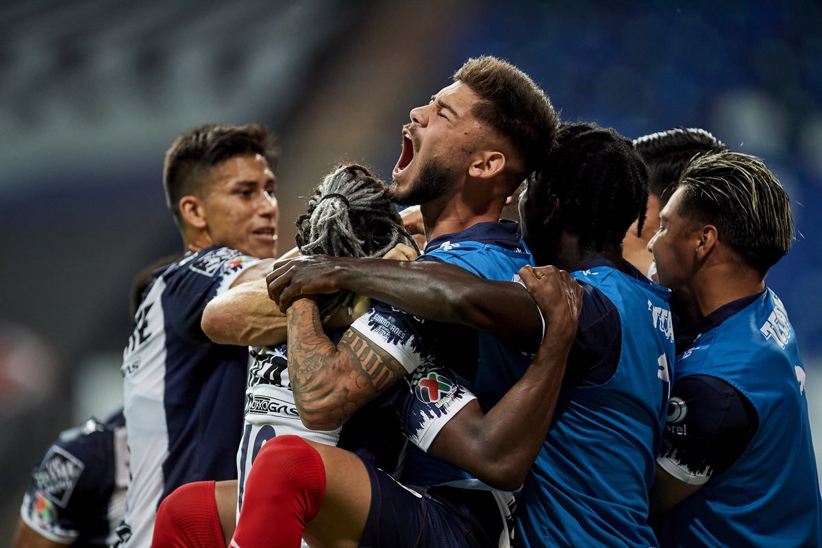 CARLOSLGUERRERO's tweet photo. No sólo es la #CopaMX, es el cúmulo de éxitos, es el triplete, es el arte de ganar, es el ganar como única opción. 
Felicidades 
#RAYADOS 

(📷mexsport) https://t.co/0KjZoxjaFq