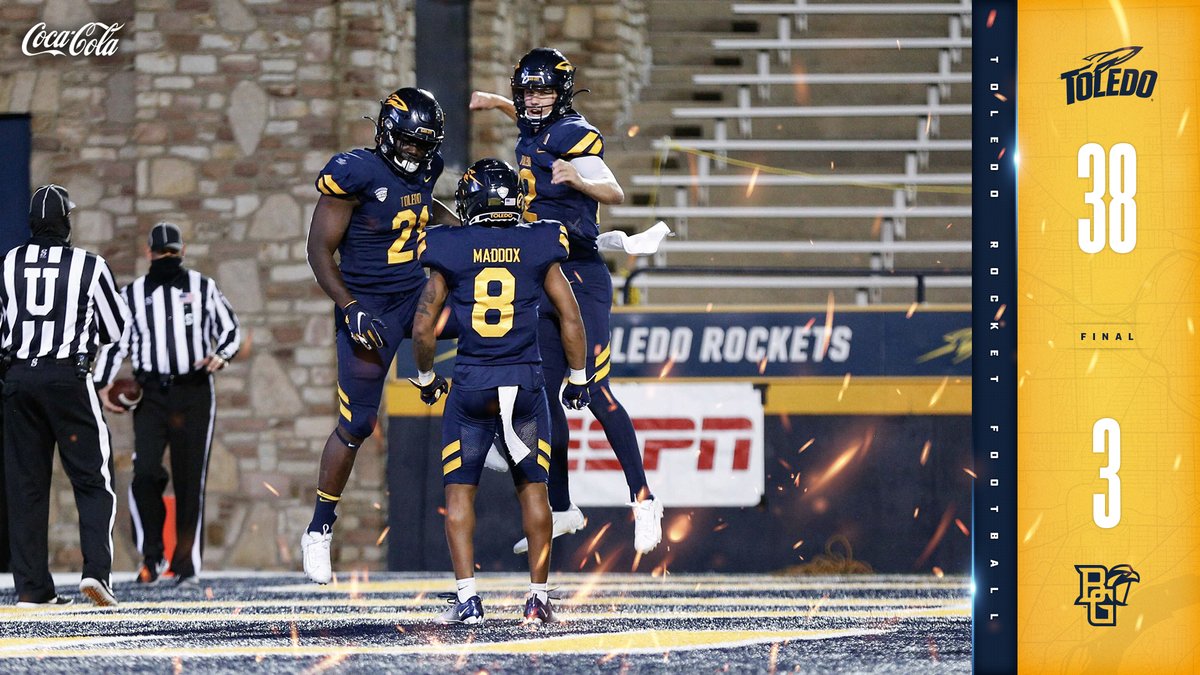 ToledoFB's tweet photo. FINAL

The Battle of I-75 trophy is back where it belongs!

🚀🏈 https://t.co/MM78l5nquV