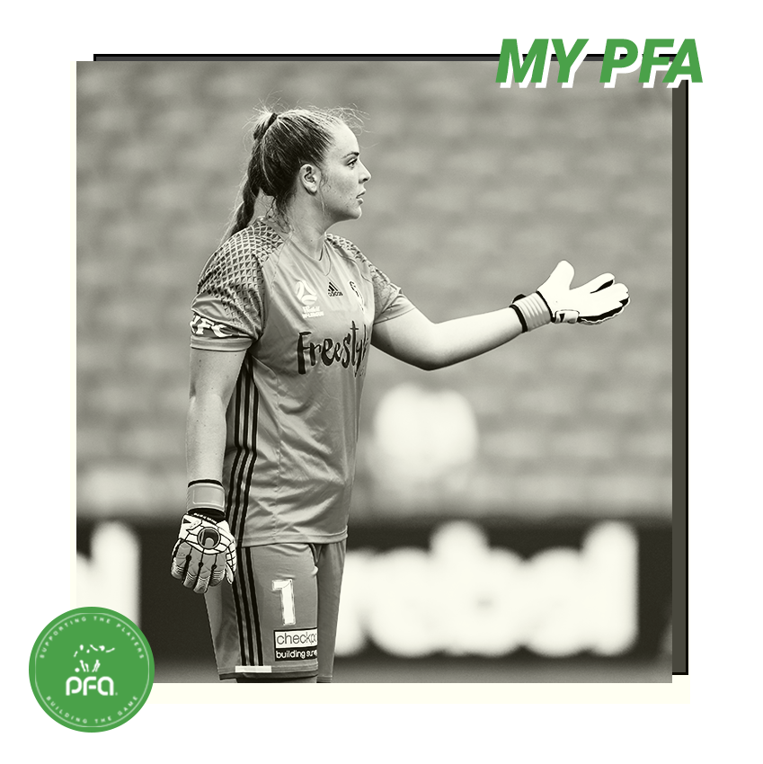 thepfa's tweet photo. 🗣️ “I couldn’t be more thankful to the PFA for their support.”

Two months ago, @CaseyDumont ruptured her Achilles tendon, throwing her prep for the upcoming @WLeague season into disarray.

@thepfa supplied Casey with a @GameReady to speed up her recovery 🙏

#MyPFA https://t.co/2iLE7qGE0w