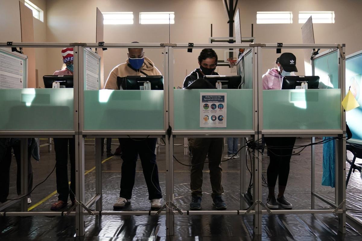CONTINUING COVERAGE: Election Day coverage in Southern #Nevada 

LAS VEGAS (FOX5) -- Follow FOX5's coverage of Election Day with our liveblog. We have reporters and photographers around the city bringing you the latest details from polling places across the valley.#Wisconsin