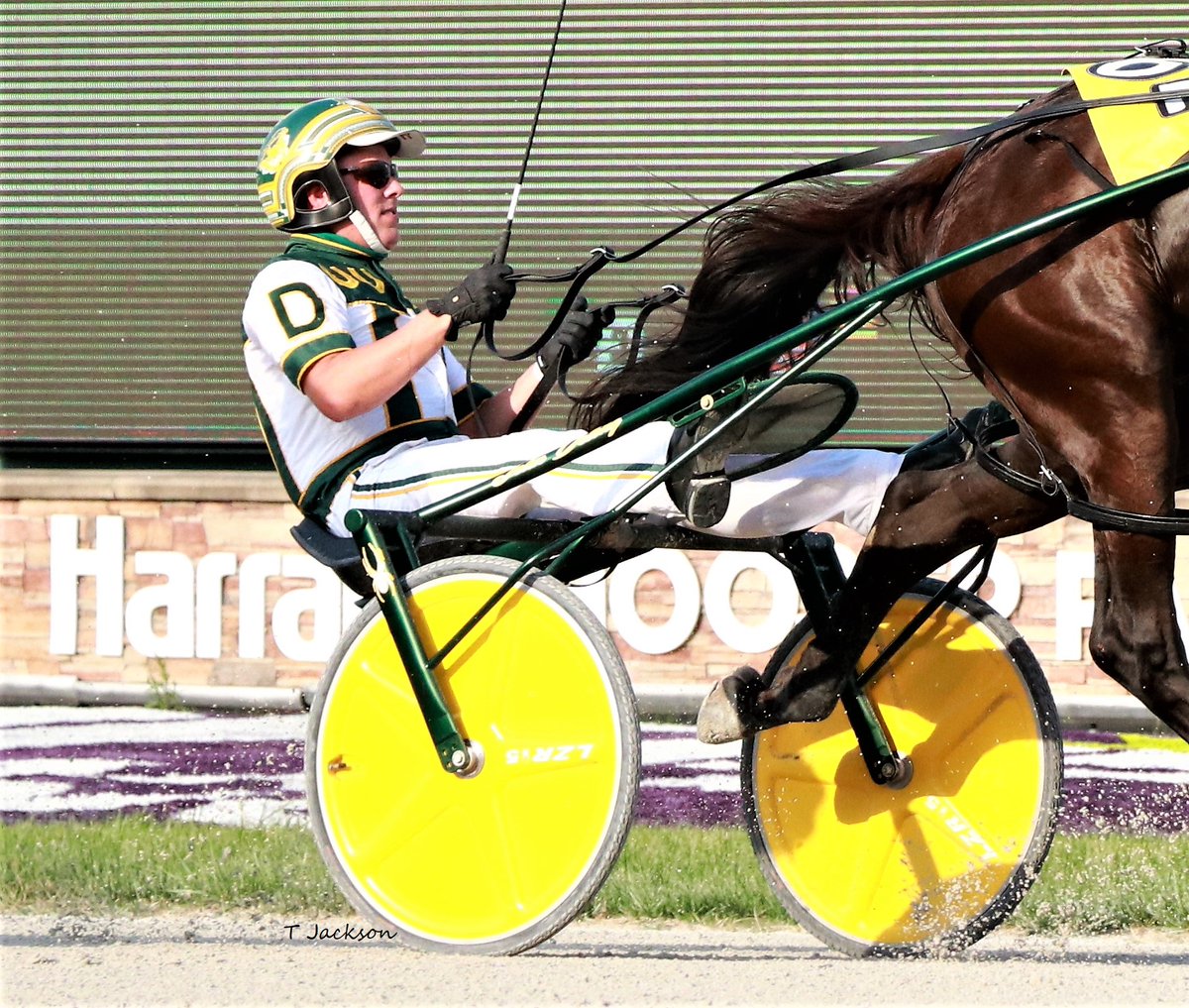 hoosiernations's tweet photo. Top drivers at Hoosier last night
#HatTrick
@TraceTetrick #AndyOver #ChampagneOnIce #TriathlonAs
@jdelongracing #SkywayRaider #BluebirdRocky #BigSkyHanover
Congratulations gentlemen!! #PlayHP
@WrennSandy @CLANCYO5 @TabbyC5 https://t.co/doEwgieeNn