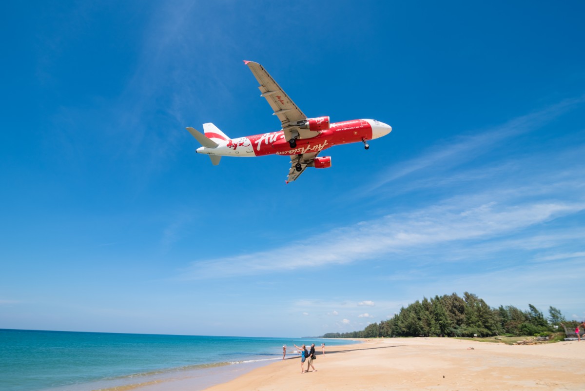 SuayPhuket's tweet photo. AirAsia has launched a Thai airfare sale and accompanying advertising campaign to promote domestic travel for the remainder of 2020 up to early 2021.

#airasia #airasiathailandsale #airasiathailandtravelsale #tourismnewsthailand 

Read more: https://t.co/AEN0DORvAH https://t.co/xIR5jetQn7