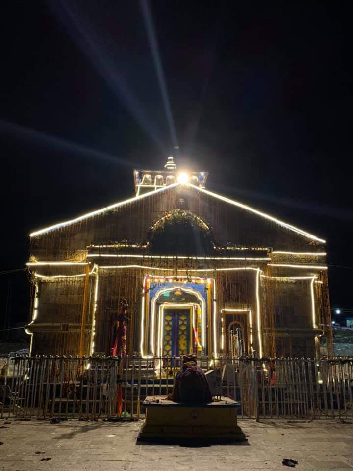 kl_lucifer's tweet photo. सम्पूर्ण ब्रह्मांड के स्वामी बाबा केदारनाथ की सदा ही जय...🙏

हर हर महादेव ॐ_नमः_शिवाय...🙏 https://t.co/wIboEQ6cw7